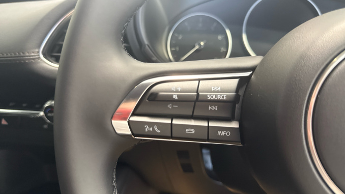 Mazda 3 2.0 e-Skyactiv X MHEV [186] Exclusive-Line 5dr Petrol Hatchback - Image 29